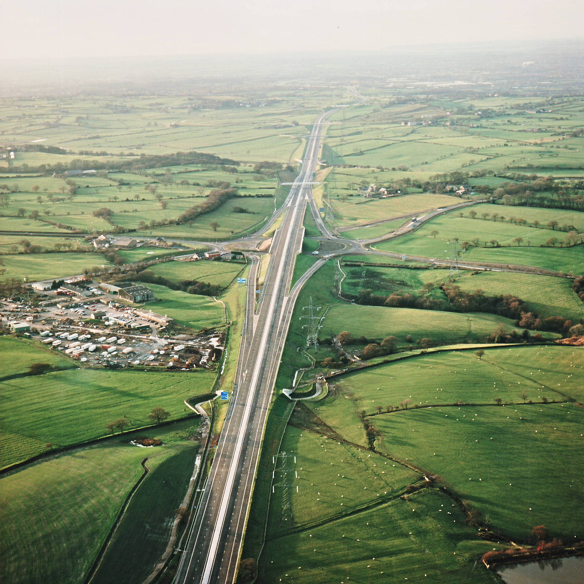 Stanworth rock cutting, view west, 12 December 1997 | Roads.org.uk