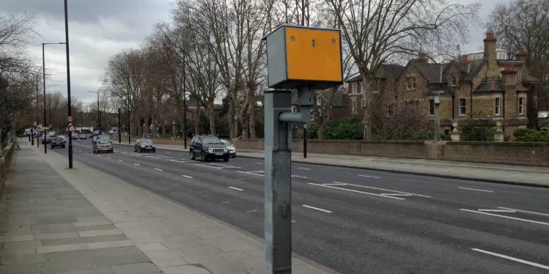 A Gatso camera still guards the site of Britain's very first speed camera, on the A316 at Twickenham Bridge. Click to enlarge