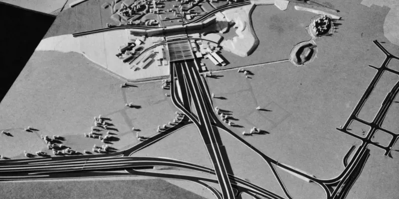 A model of Ringway 2 emerging from its tunnel below the river at Thamesmead. Click to enlarge