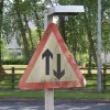 This picture shows the blocky construction of the lamp more clearly. Unfortunately these are disappearing very quickly.