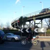 The flyover itself crossing the roundabout — quite impressive in its own understated way. The central span has pairs of diagonal cross-braces, without which it would probably be in danger of falling over in a strong breeze.