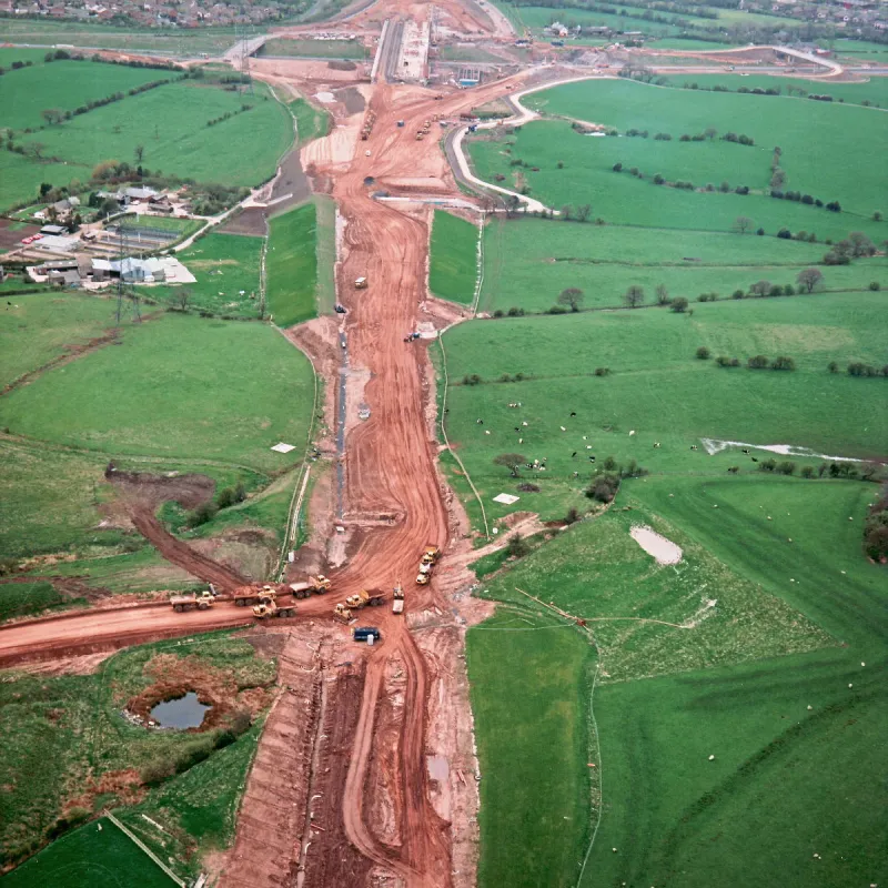 Hill House Farm overbridge, view west